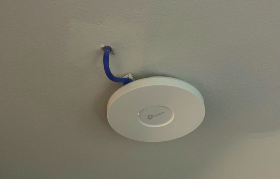 Pemasangan Access Point Gedung Setwapres